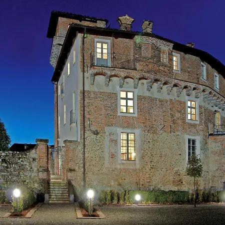 Hébergement de vacances Attractive In With Garden Sandigliano